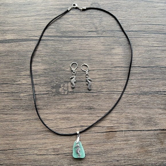 Worn Once - Hand Crafted Seahorse Pendant and Earrings Set! - Picture 3 of 11